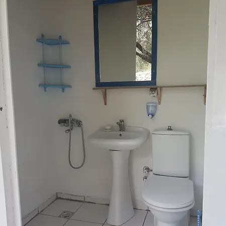 Shiva Camp אתר קמפינג פאראליה